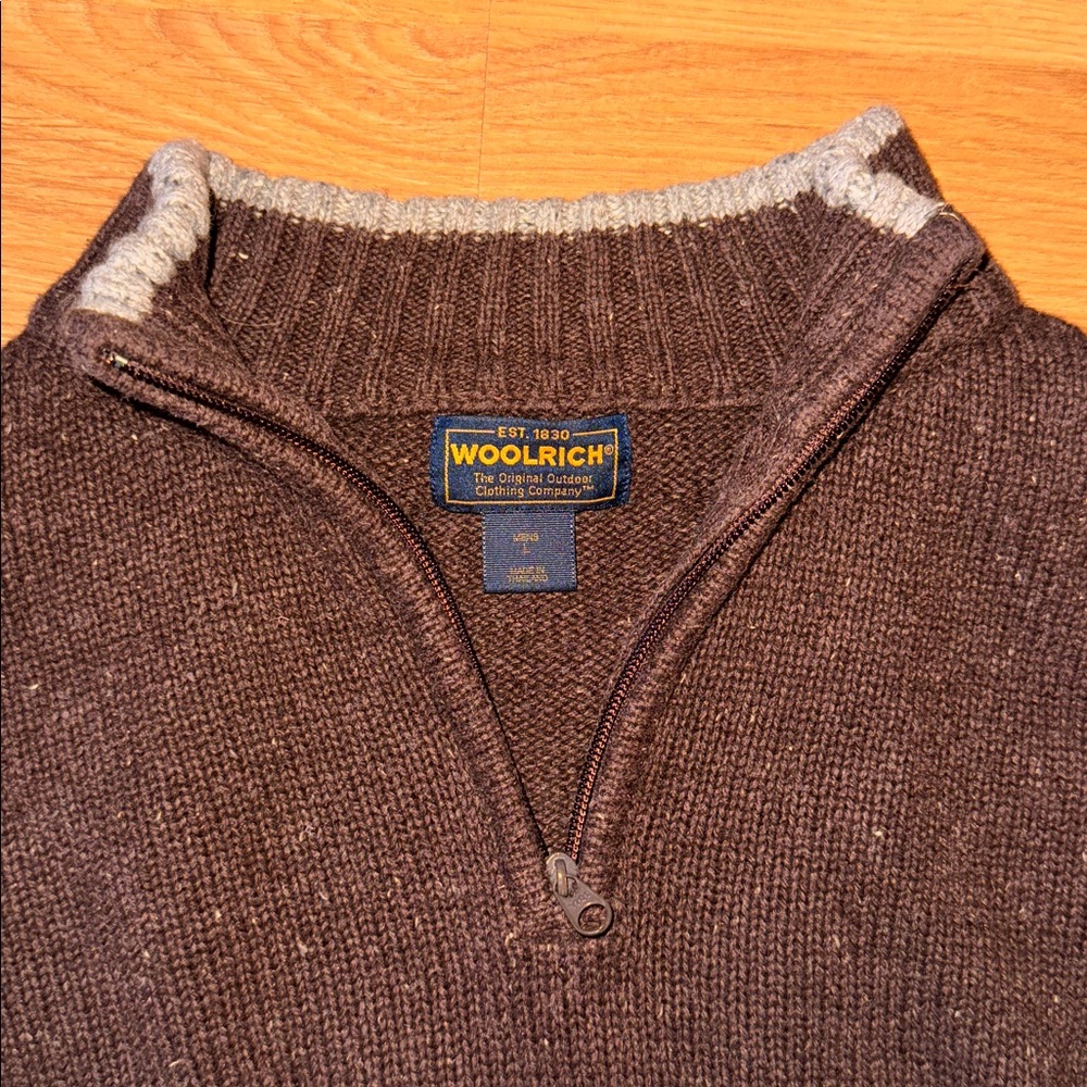 Woolrich Men's size LARGE Dark Brown 1/4 Zip Sweater